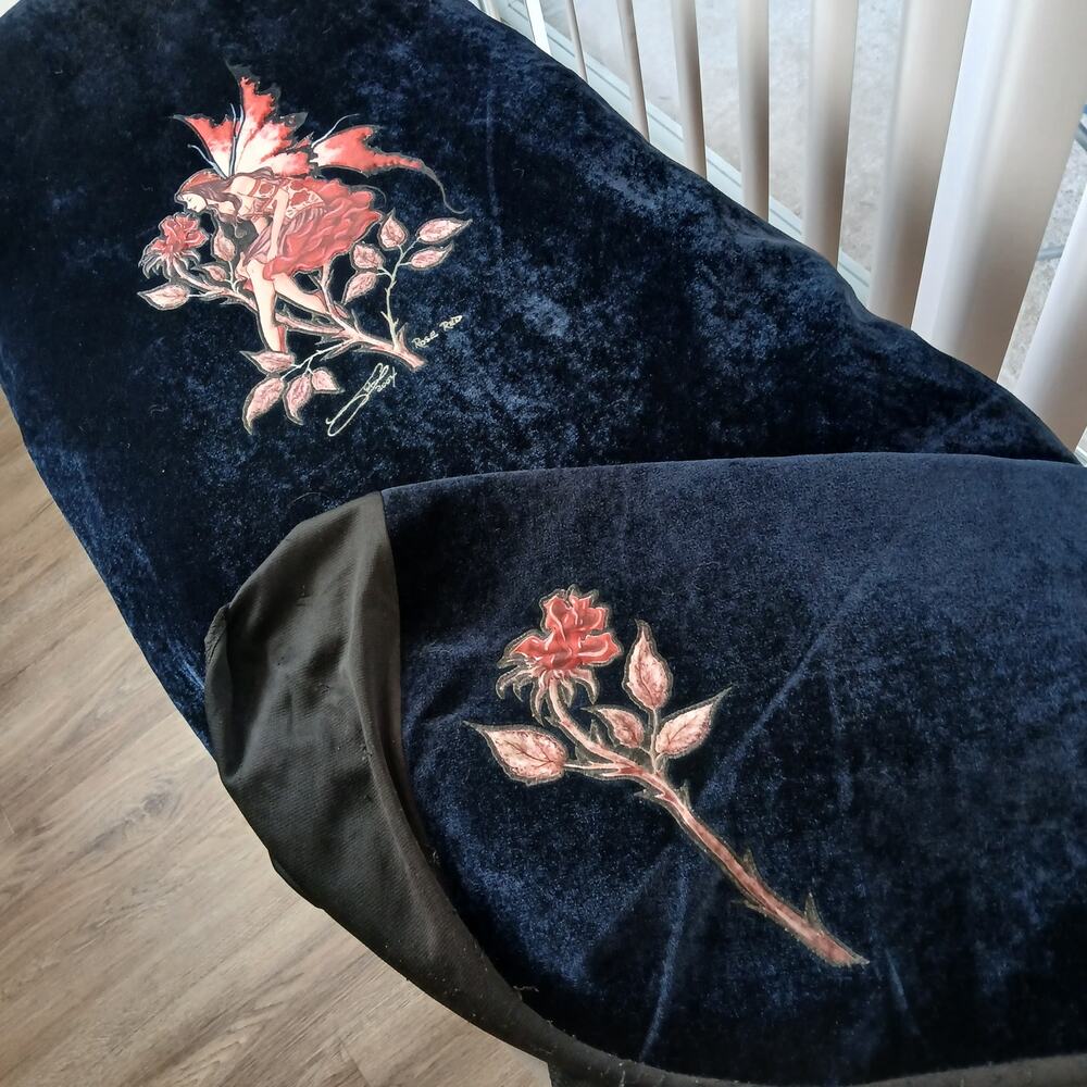Auto Expressions Amy Brown Fairy Rose Blue Velvet Universal-Fit Front Seat Cover - Picture 4 of 14